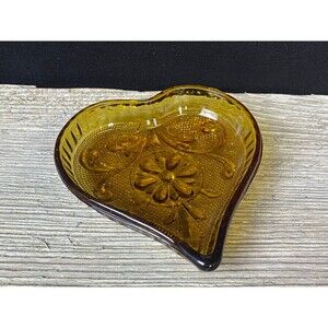 Vintage Indiana Glass Tiara Sandwich Amber Heart Ashtray Trinket Ring Dish